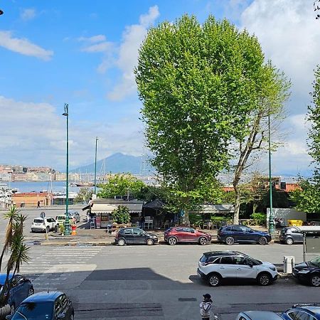 Napoli Lungomare Caracciolo Mon Amour Dış mekan fotoğraf