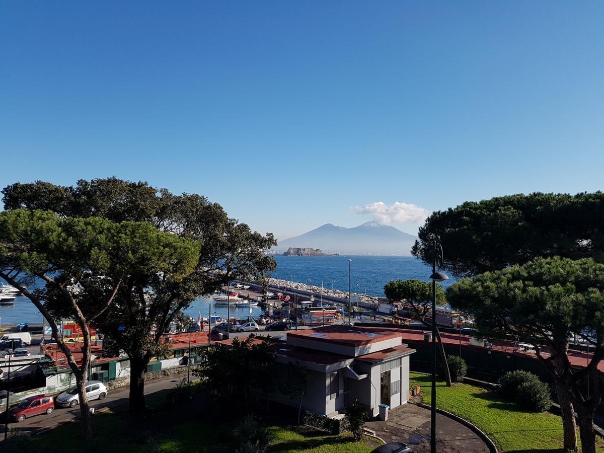 Napoli Lungomare Caracciolo Mon Amour Dış mekan fotoğraf